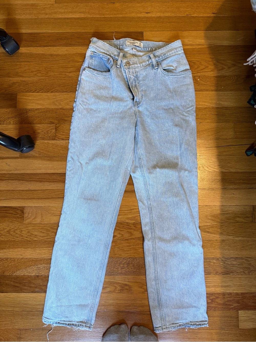 Light Wash Women's Straight Leg Jeans Abercrombie curve love